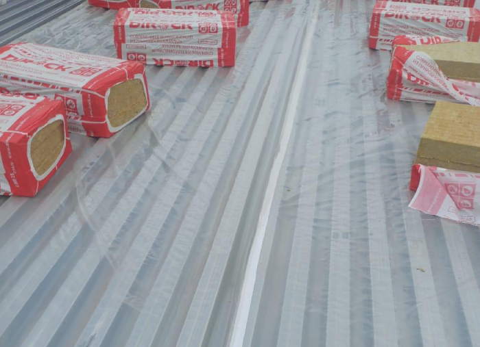 базальтовый утеплитель для кровли  dIROCK руф 140